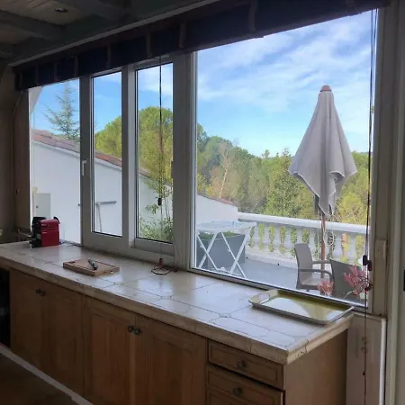 Les Ecureuils Apartment